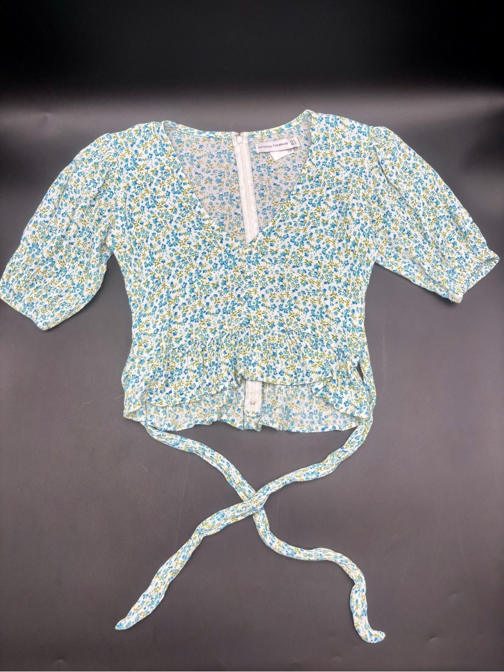 🌸 Faithfull the Brand Emmi V Floral Top - Size S 🌸